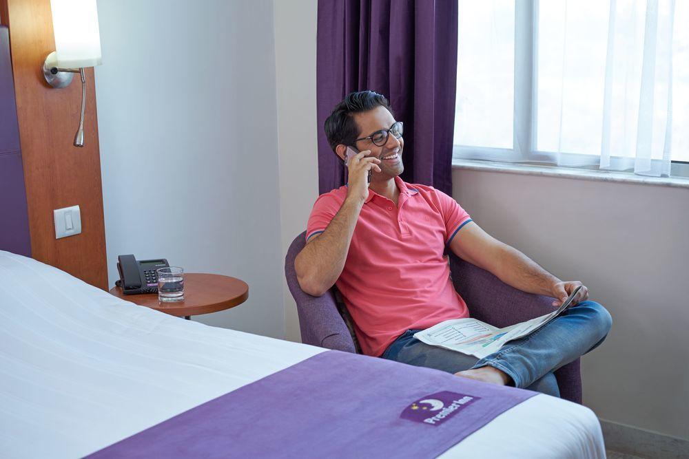 Caspia Hotel New Delhi Extérieur photo