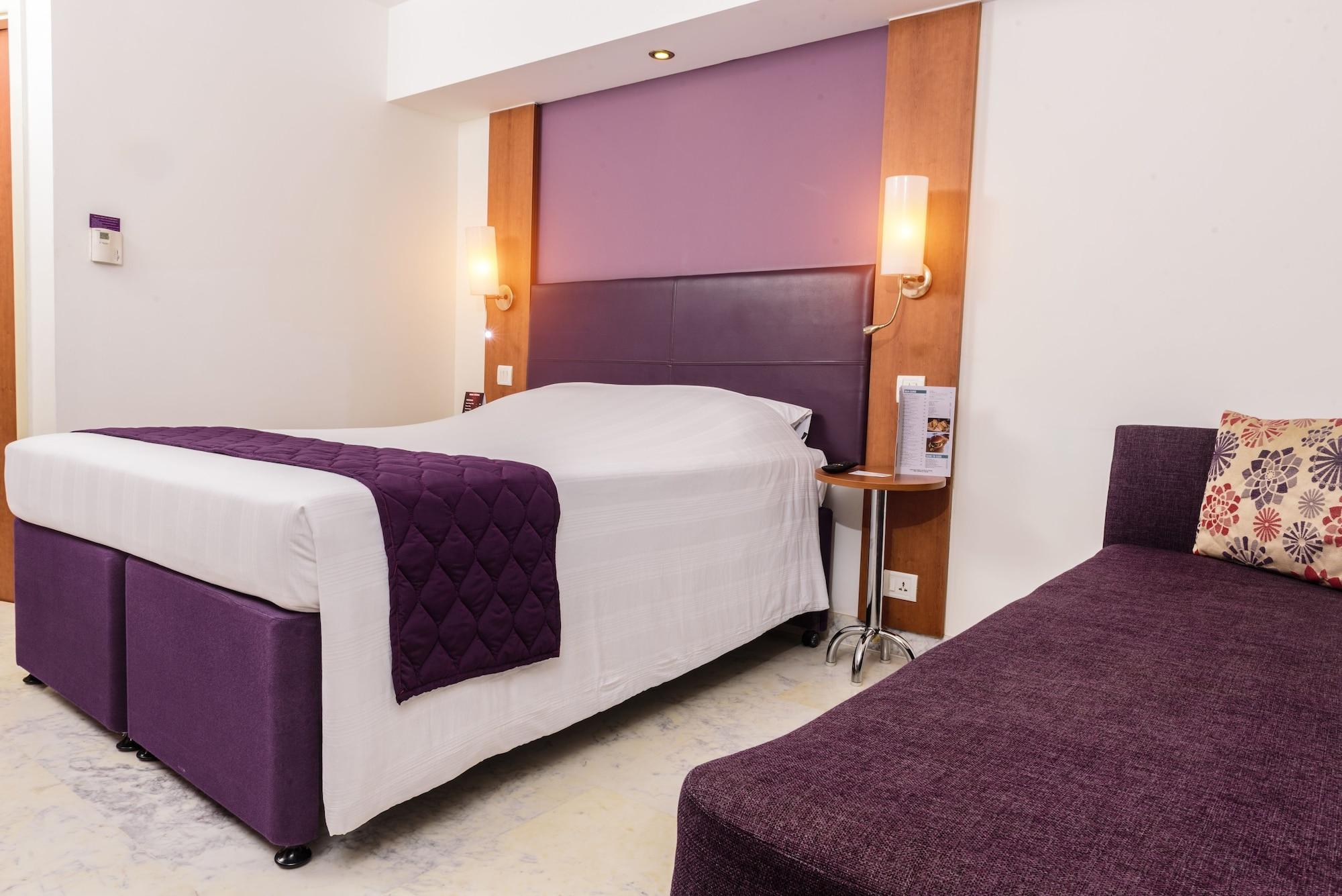 Caspia Hotel New Delhi Extérieur photo