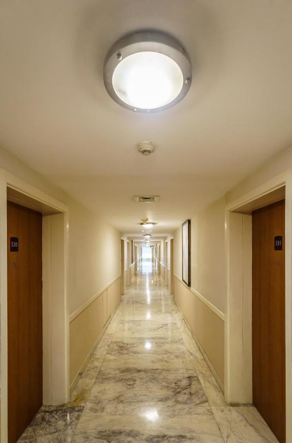 Caspia Hotel New Delhi Extérieur photo